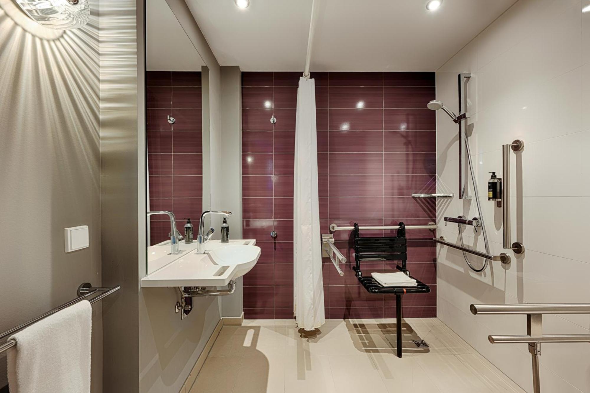 Premier Inn Berlin City Centre ภายนอก รูปภาพ