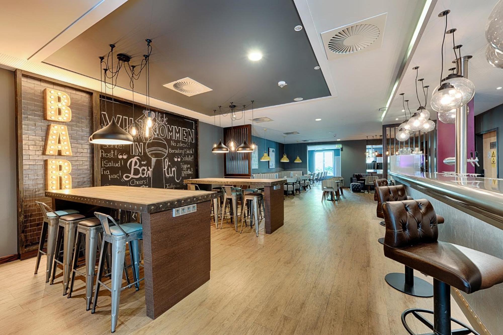 Premier Inn Berlin City Centre ภายนอก รูปภาพ